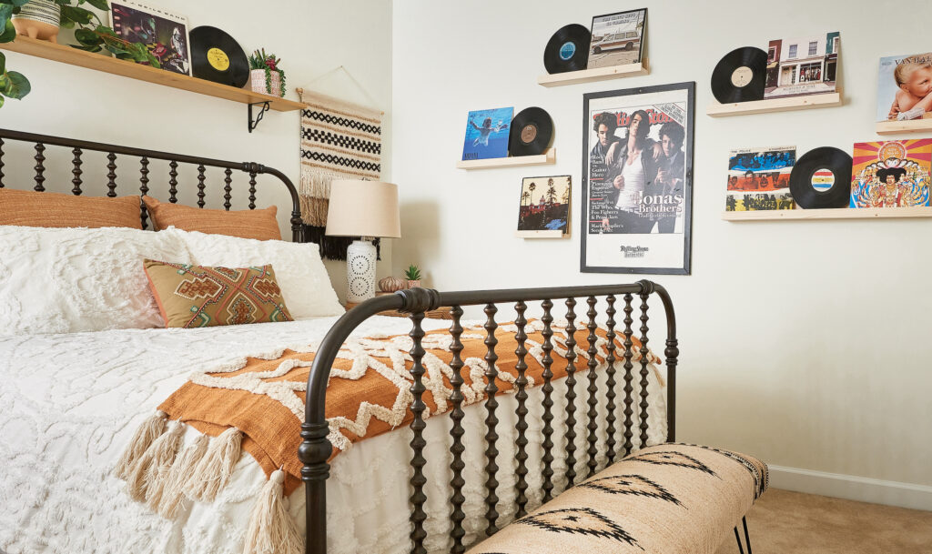 older child's bedroom